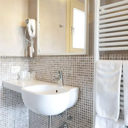 6 Porte Bed & Breakfast 3*